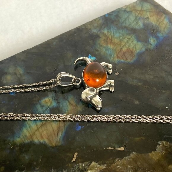 Sterling Silver 925 Puppy Dog Hound Dog Baltic Amber Pendant Necklace 18" Chain - Picture 13 of 16